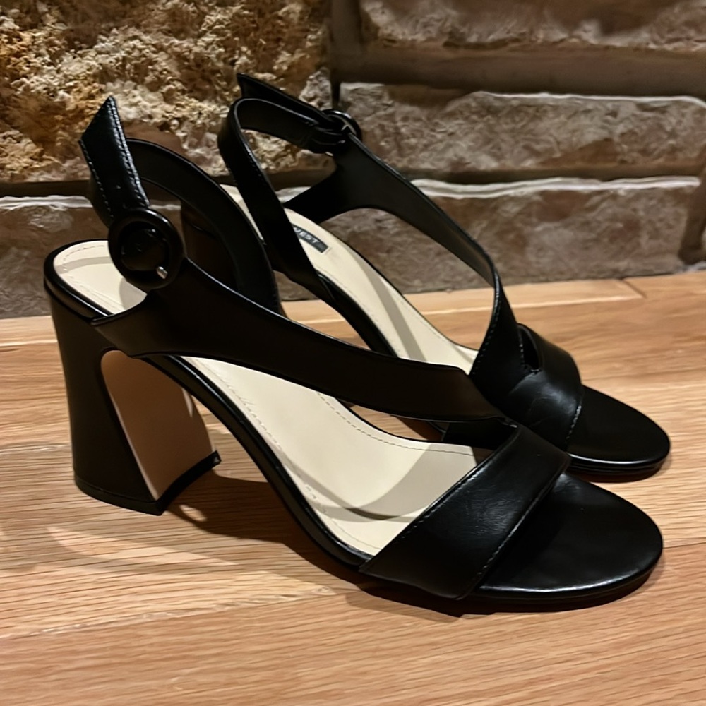Nine West Black Strappy Sandals with Funky Block Heel Size 10M